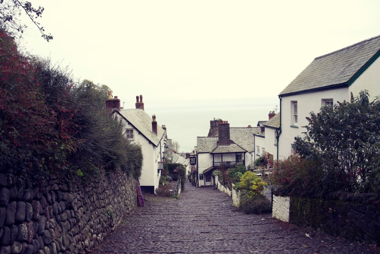 Clovelly1